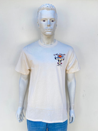 T-shirt, crema con letras NEW YORK y estampado de toro.