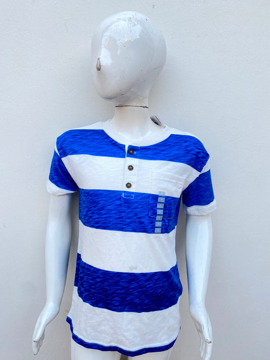 T-shirt Carter’s original, Azul con blanco y botones marrones.