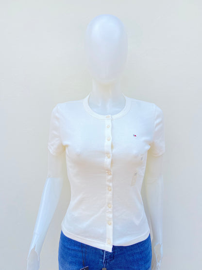 Blusa/ T-shirt TOMMY HILFIGER original, blanco hueso ( crema/ vainilla) con botones en frente.