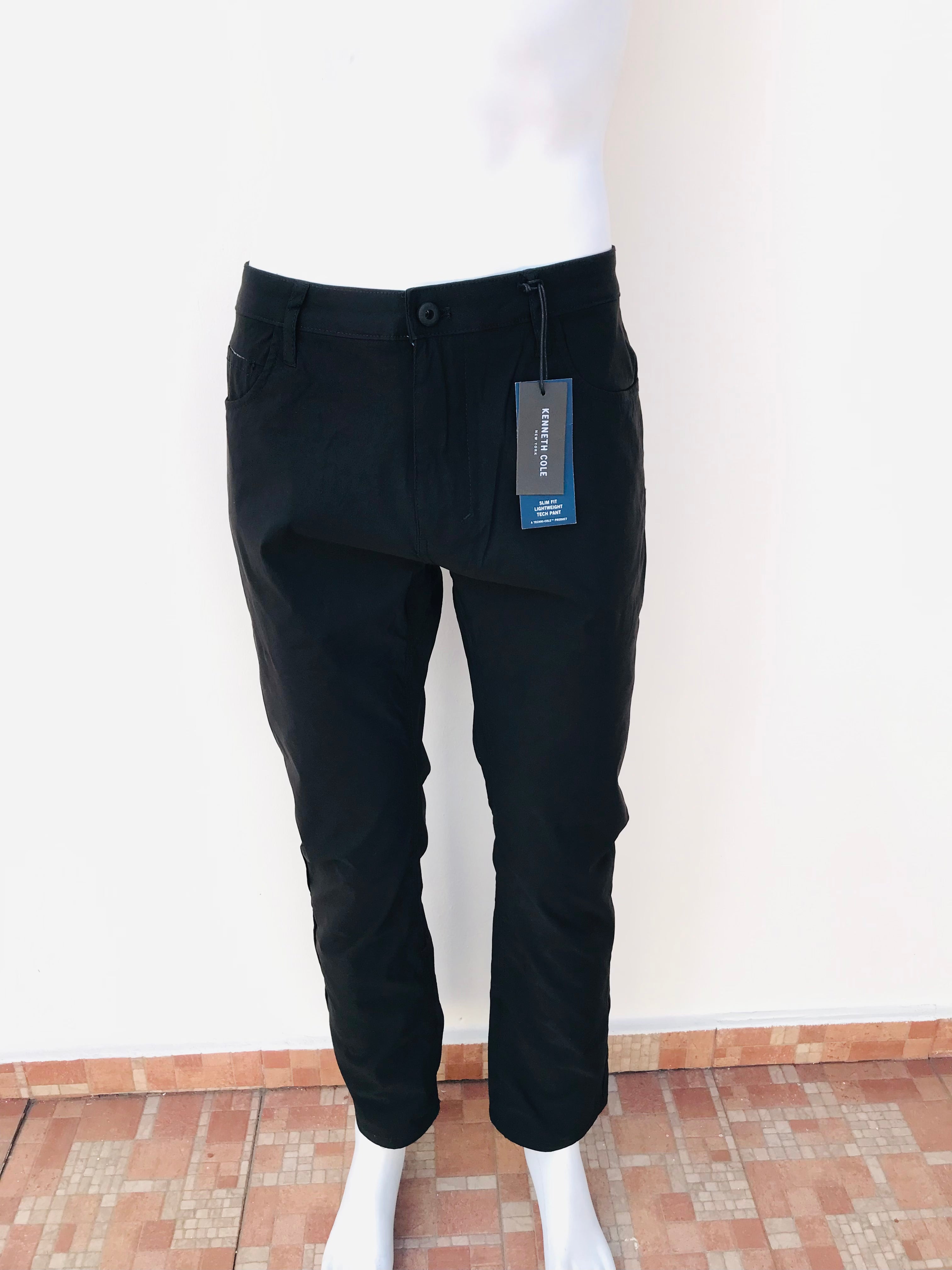 Pantalon KENNETH COLE original negro liso. Qlindo Store