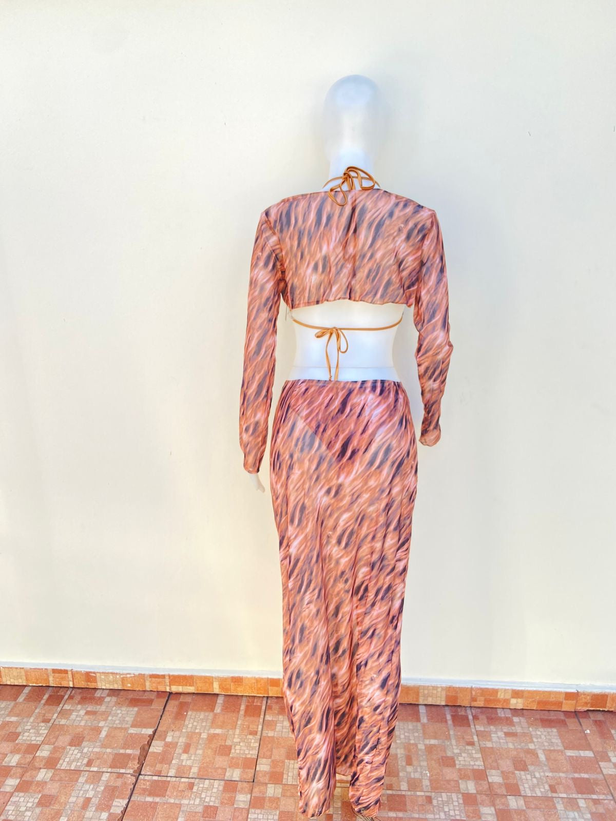 Biquini, marrón con dorado y estampado de animal print, 4 piezas.