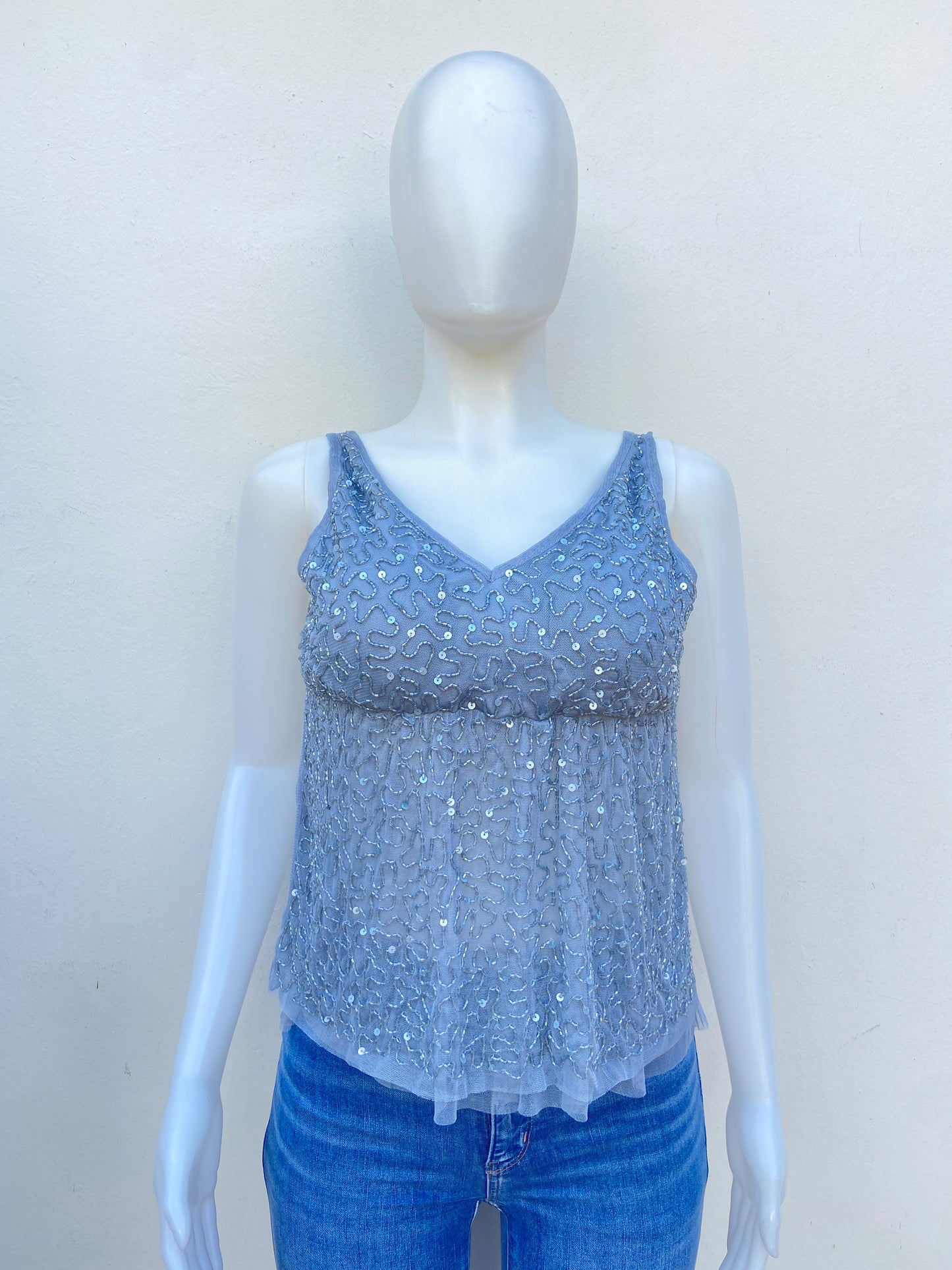 Blusa azul opaco/ gris, con lentejuelas.