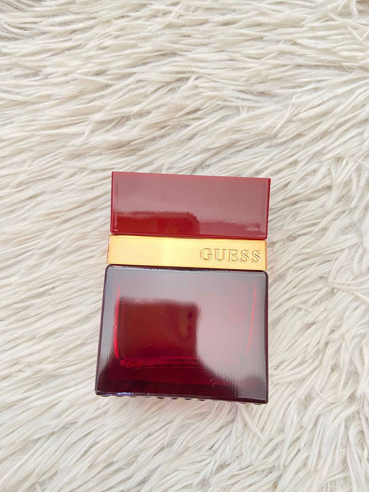 Perfume GUESS original, rojo oscuro GUESS SEDUCTIVE HOMME. ( 50 ML)