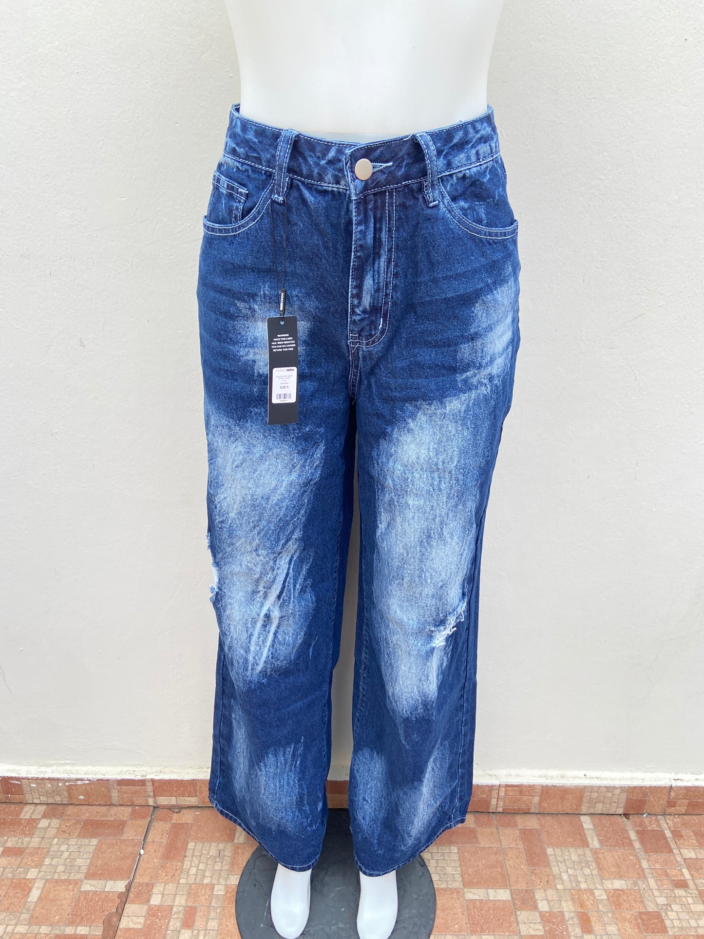 Pantalón Jean, azul oscuro con degradado más claro, BAGGY.