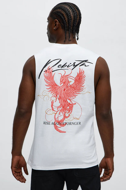Franela blanco con diseños de un Fenix y letra negra arriba