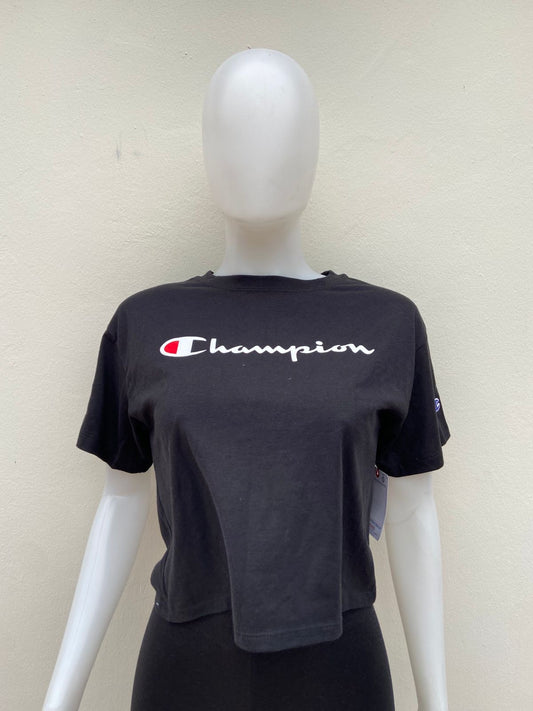 Top Champion original, negro con letras de la marca en frente.