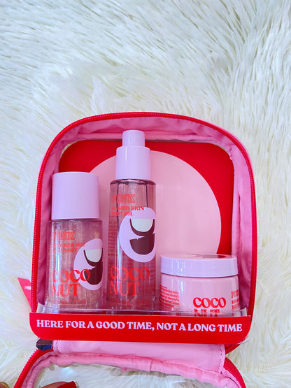 Pack PINK original, de colonia, aceite y crema minis, COCONUT rosada,con brillitos. Más el bolso