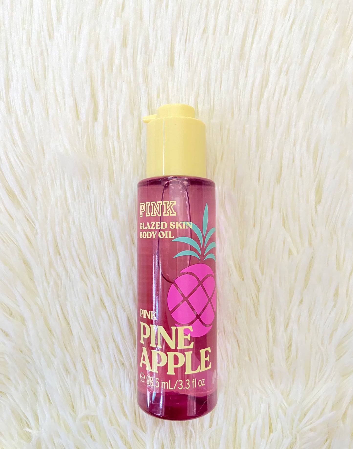 Pack PINK original, de tres colonia, aceite y crema minis PINEAPPLE,con brillitos. Más el bolso