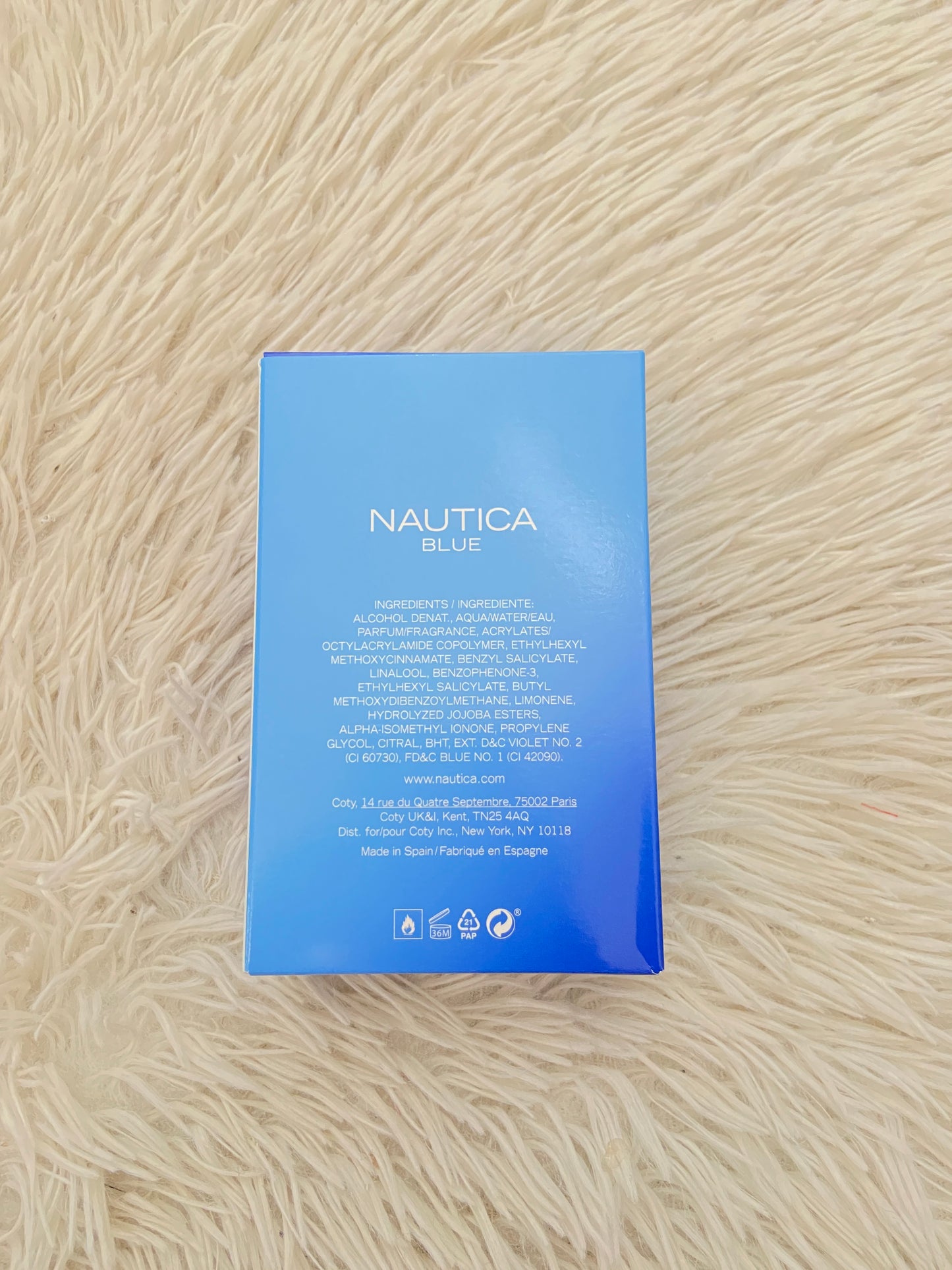 Perfume NAUTICA BLUE original azul.