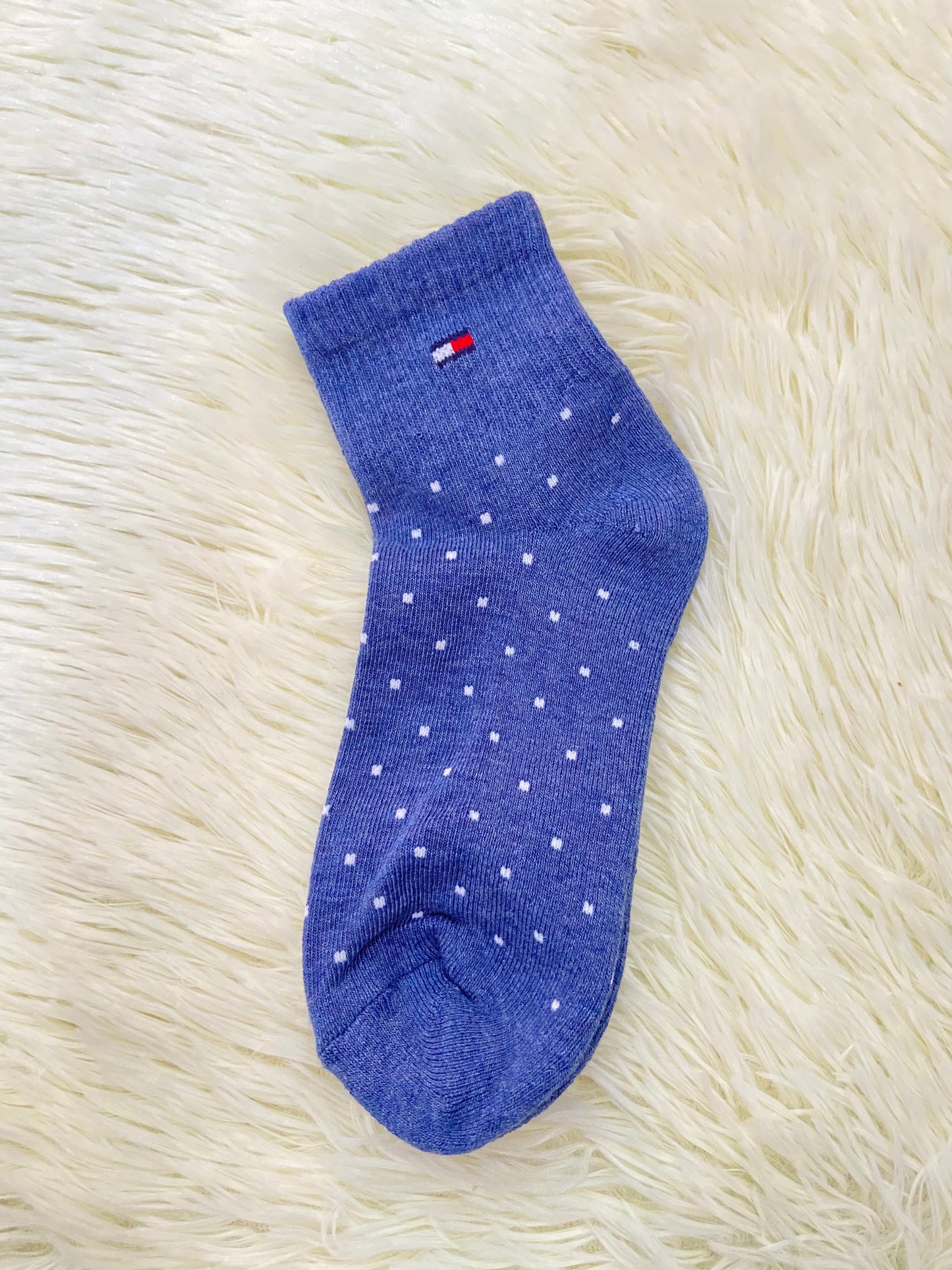 Medias TOMMY HILFIGER original, azul Jean  con lunares  de color blanco.
