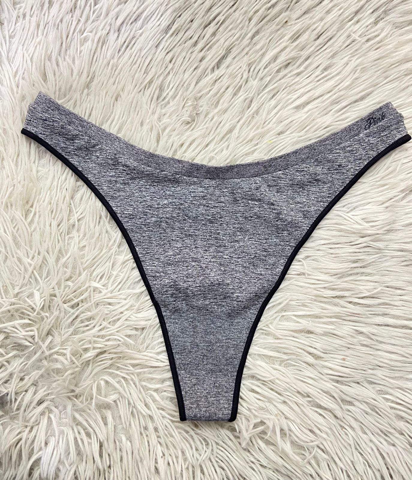Panti PINK original Gris con negro, tanga.