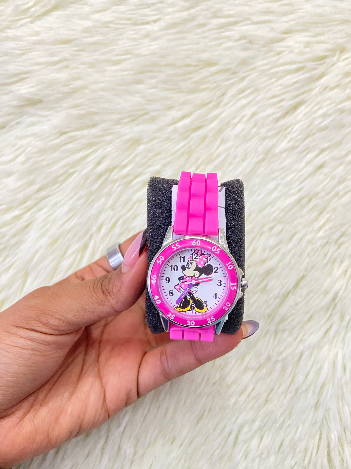Reloj DISNEY original, rosado de MINNIE MOUSE, con estampado del personaje, 6+.