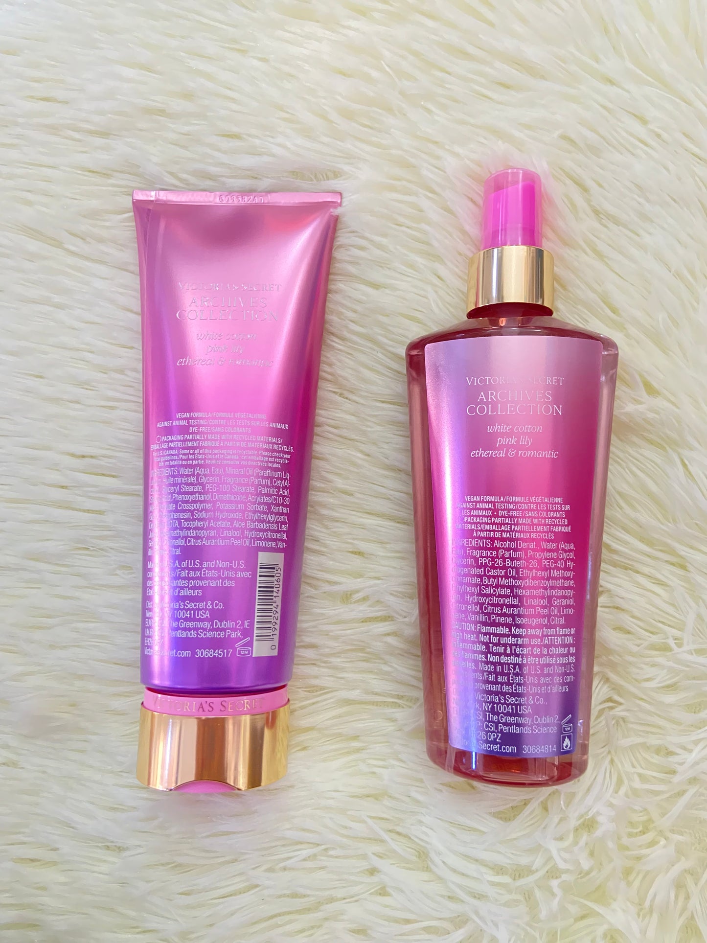 Set Victoria’s Secret original, rosada con crema y colonia, SHEER LOVE WHITE COTTON PINK LILY.