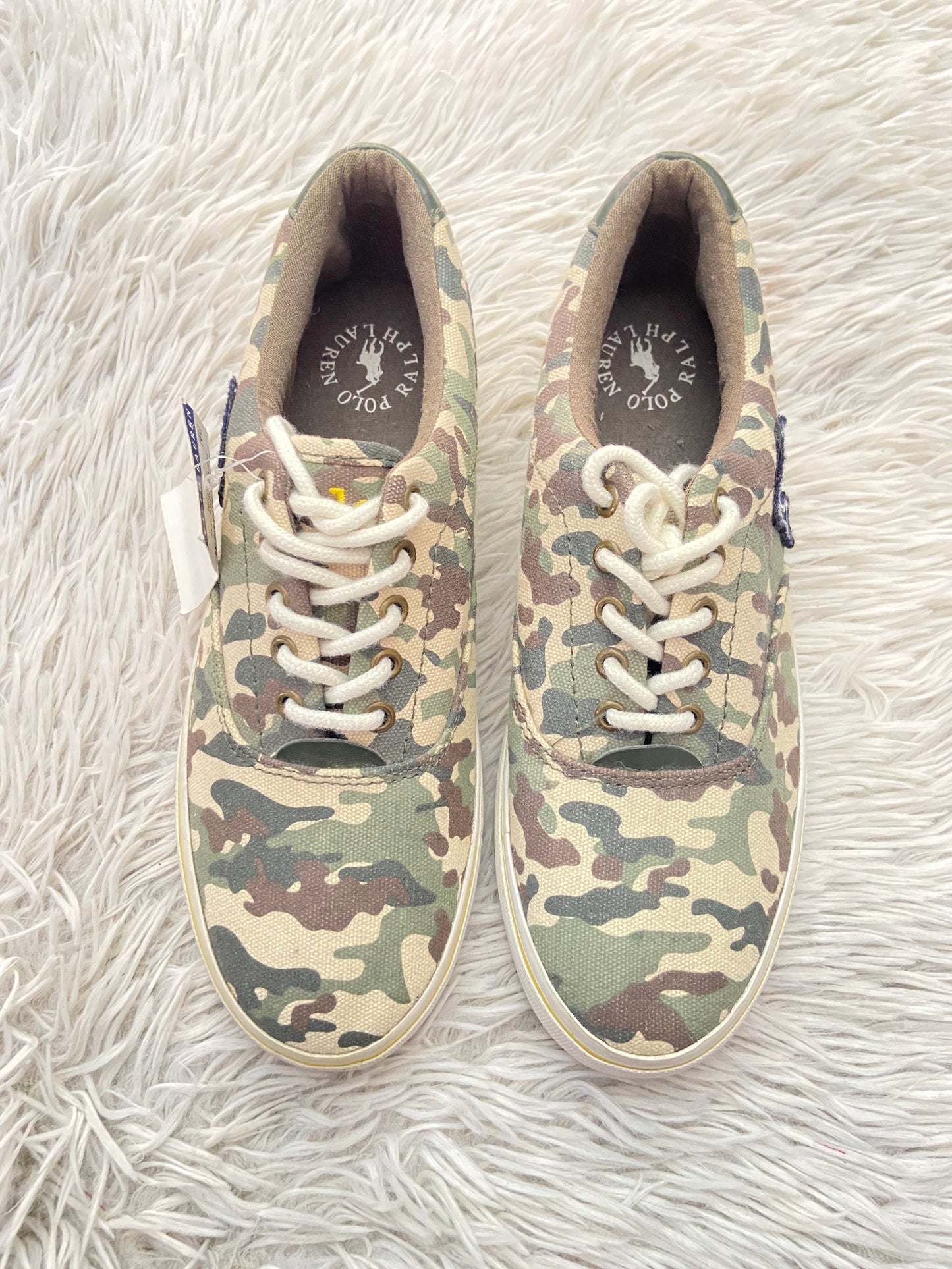 Tenis POLO RALPH LAUREN original verde camuflaje y logotipo P en azul marino.