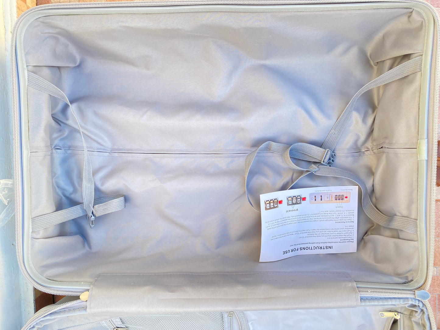 Maleta NAZHURA original, gris lisa, GRANDE. 📲 829-571-6280