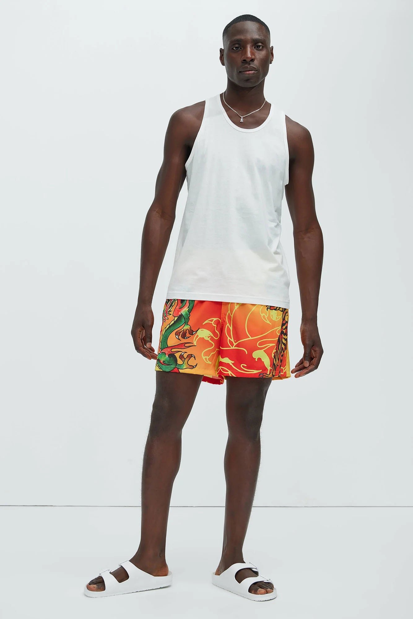 Bañador/Baggy, ED HARDY original amarillo con naranja y estampado de un dragón.