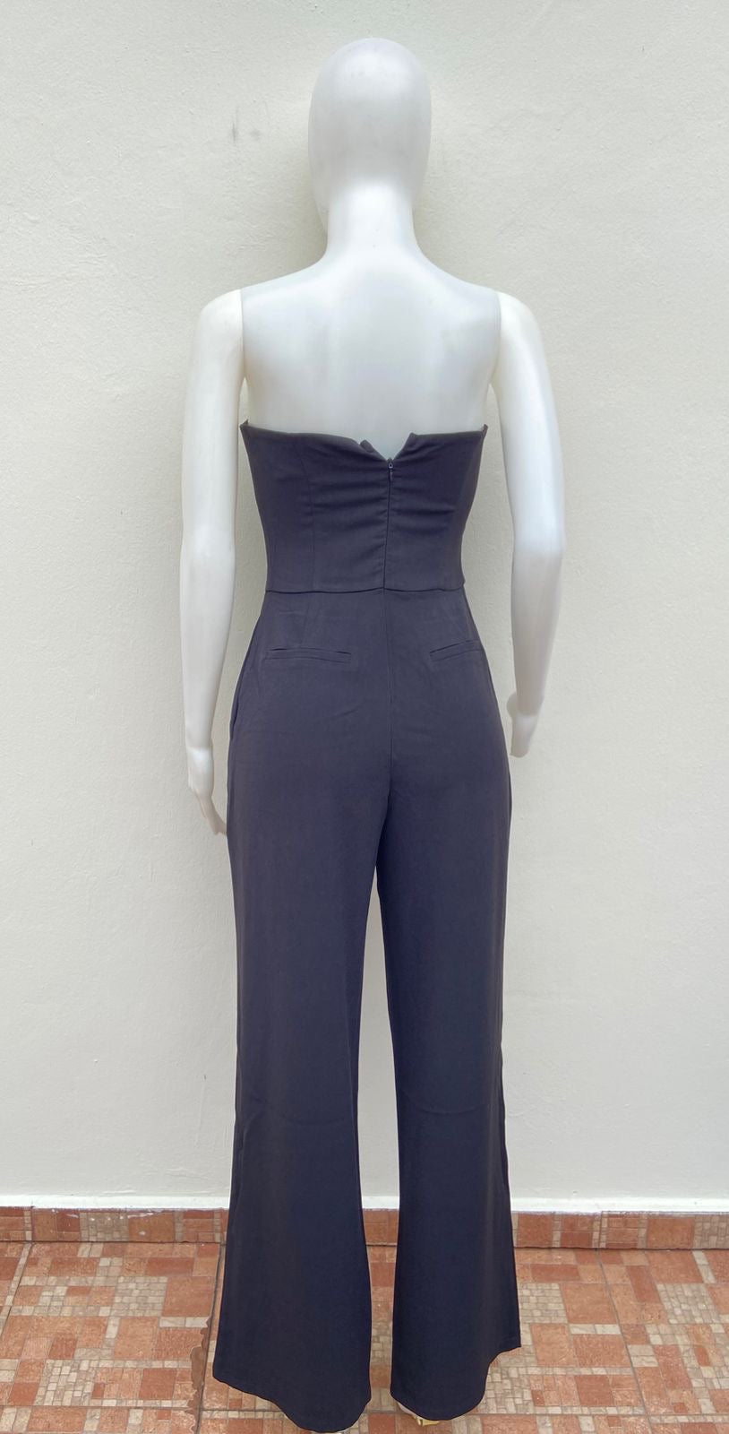 Enterizo Forever 21 original negro liso, strapless.