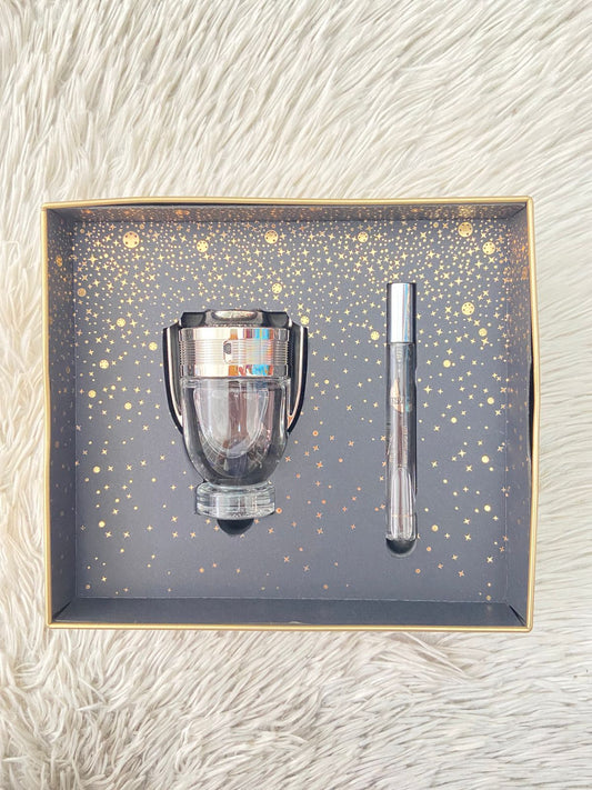 Set de dos INVICTUS Paco Rabanne Original perfume y mini perfume en color plateado.