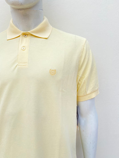 Polocher algodon CHAPS RALPH LAUREN original, amarillo claro con logotipo de la marca.