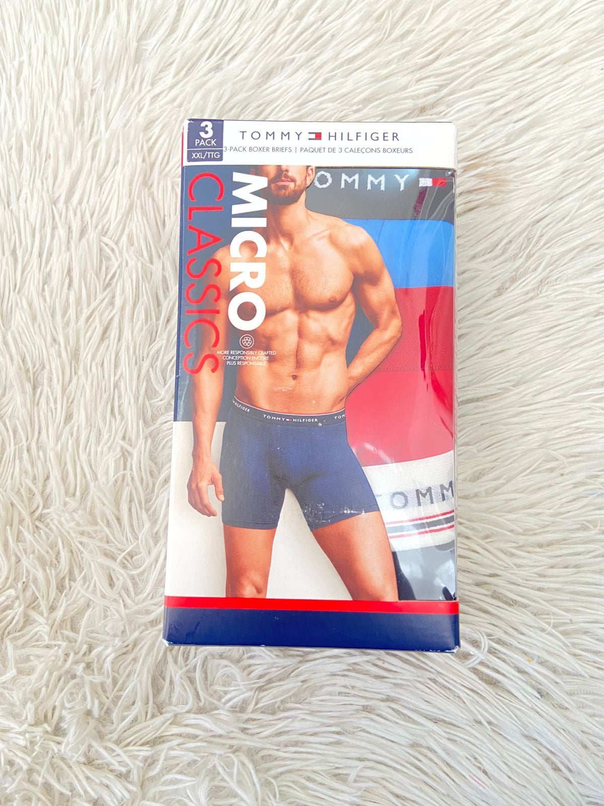 Pack  Boxers Tommy Hilfiger original, rojo, azul claro y azul marino con letras TOMMY HILFIGER en blanco.