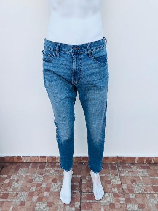 Pantalón jeans HOLLISTER ADVANCE STRETCH original, azul claro liso SKINNY.
