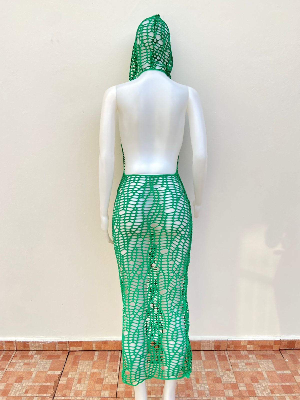 Salida de playa/ Vestido/ Cover up, verde liso estilo red y capucha.