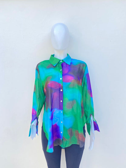 Camisa, cover up, verde con degradado morado y marron, tela transparente manga larga y larga atras