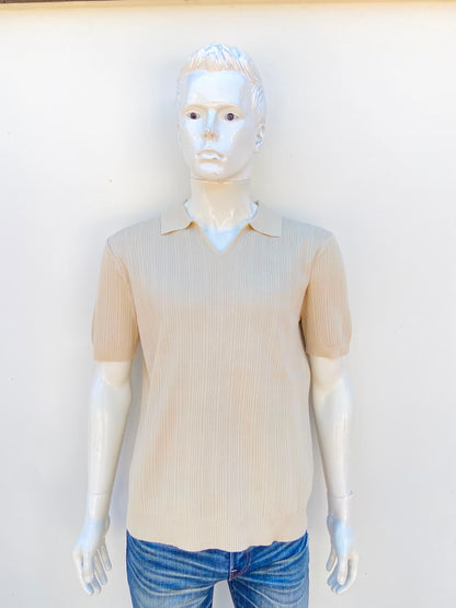 Polocher/Sueter NOBLE original, con color crema liso.