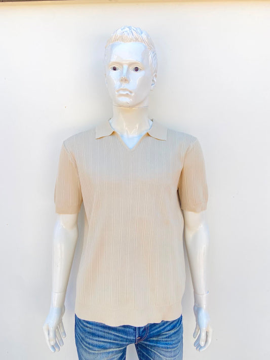 Polocher/Sueter NOBLE original, con color crema liso.