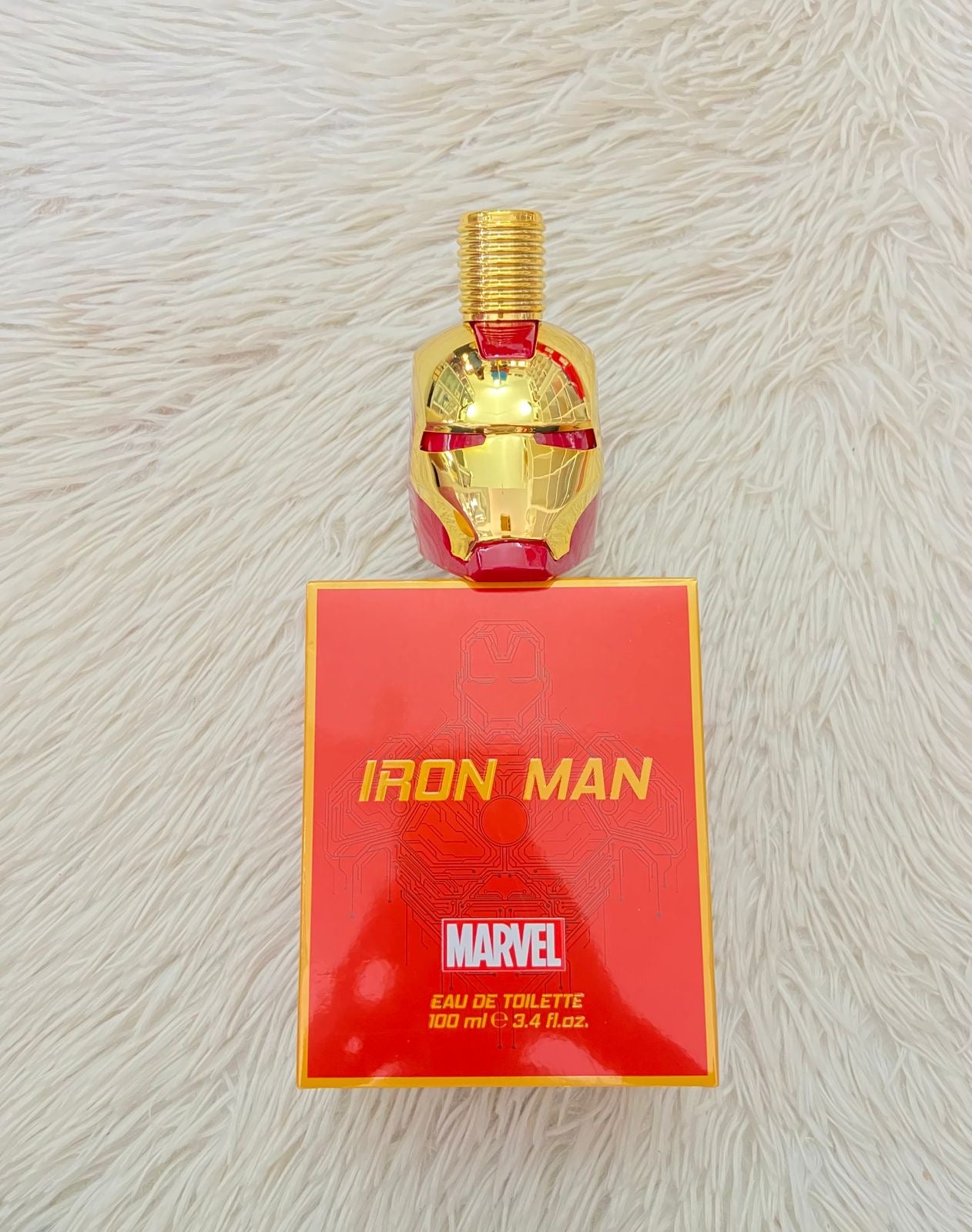 Perfume MARVEL X IRON MAN original rojo con dorado.
