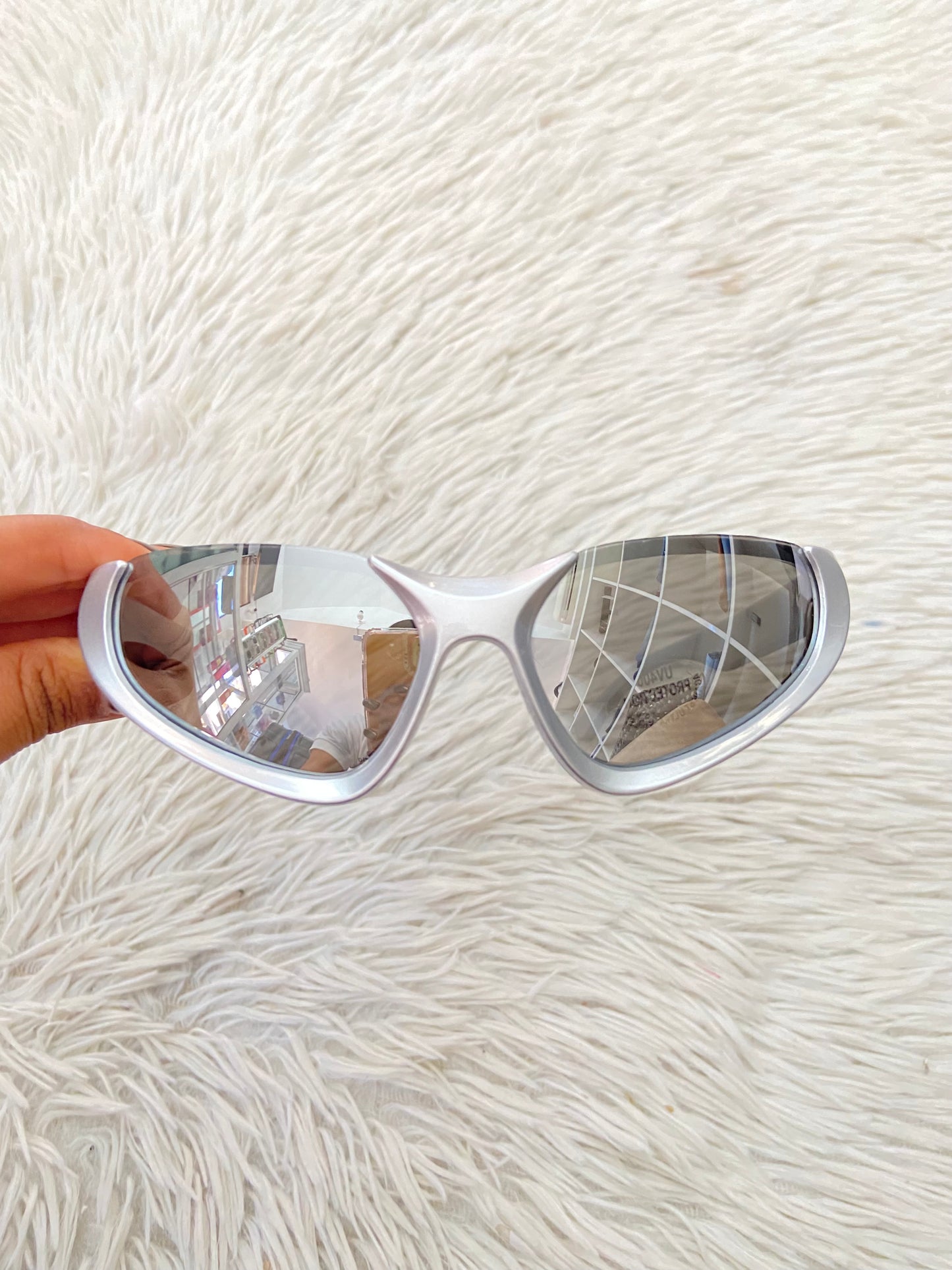 Lentes, gris con micas en color plateado/ Silver.