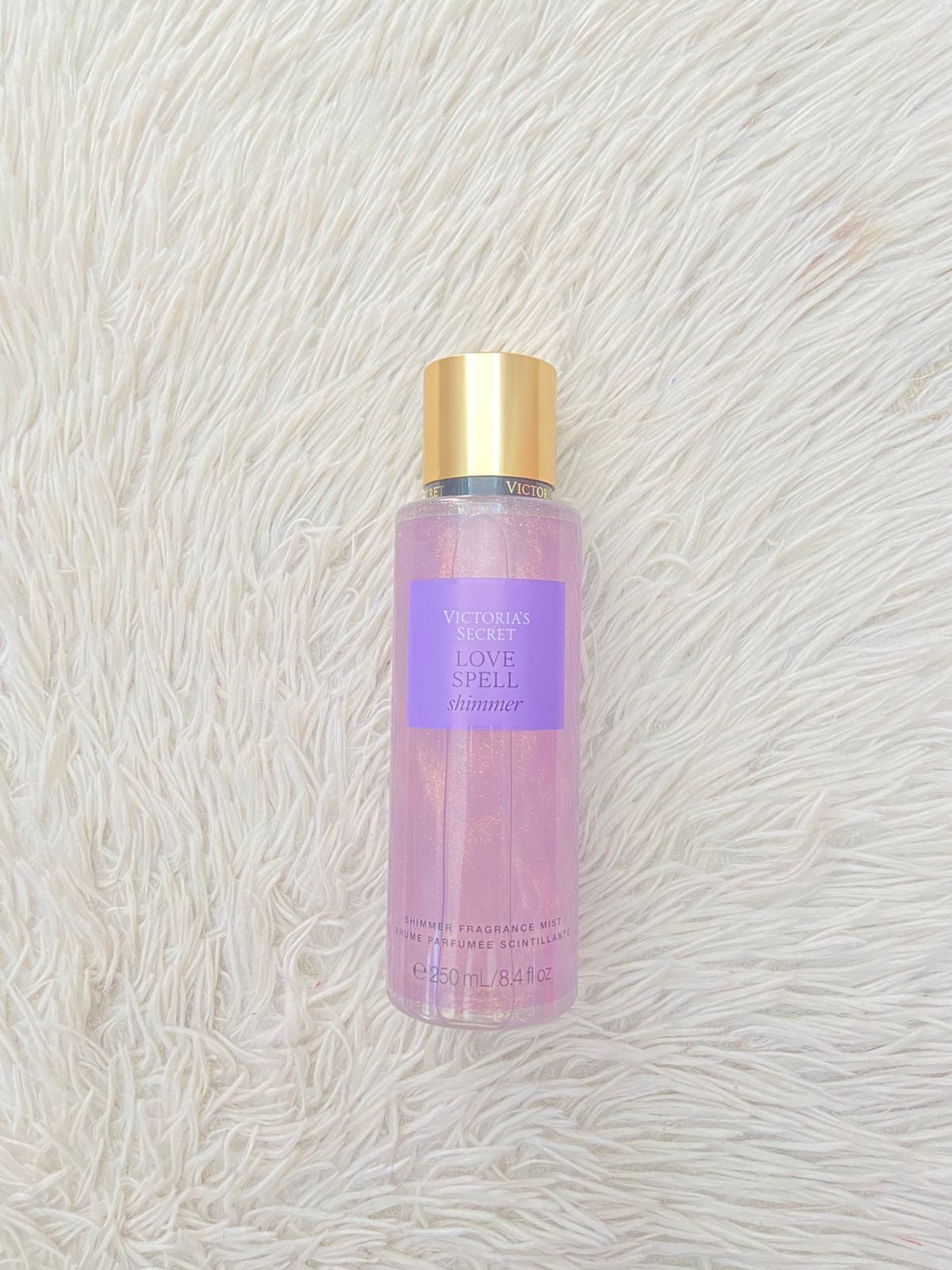 Colonia Victoria’s Secret original, morada LOVE SPELL SHIMMER ( con brillos ).