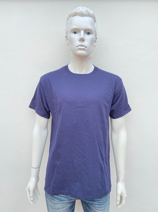 T-shirt CHAMPION original, azul marino liso, con logotipo de la marca en la manga.