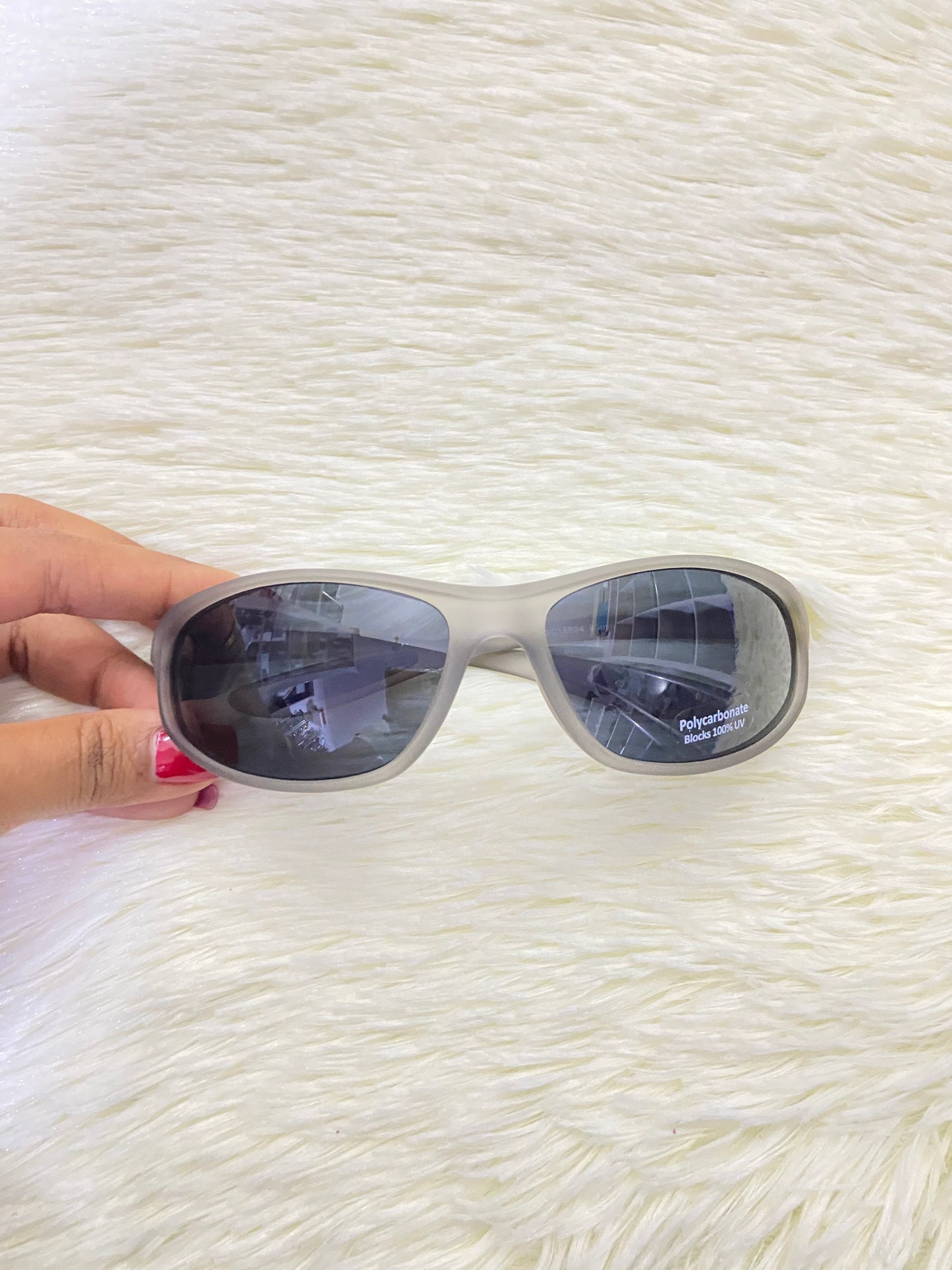 Lentes, gris/ verde sage con micas oscuras, 100 % Polycarbonate y protección UV.