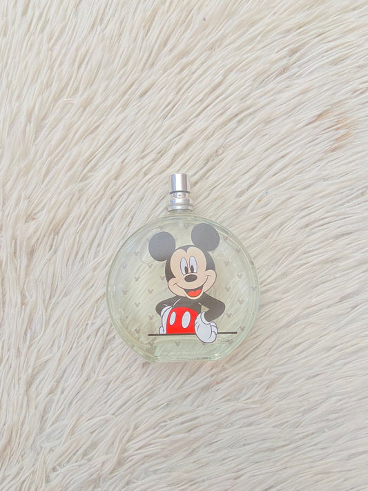 Perfume para niños redondo con estampado de MICKEY MOUSE al frente.