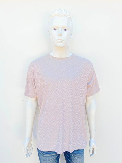 T-shirt US- ICON CO. original, en color crema liso con estampado de figuras, 60% algodón.