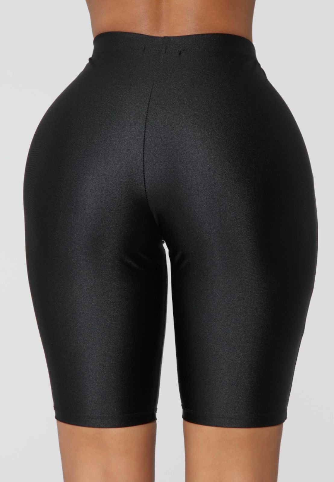 Legging/ licra Fashion Nova original negra lisa  bicicleta.