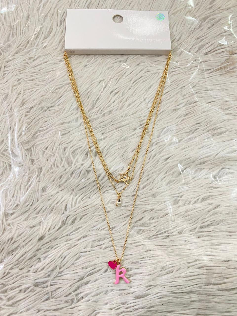 Cadena Forever 21 original, de 3 piezas, con la inicial de tu nombre en rosado, con estrella y corazón. Letras de I O C N T E D B y K disponibles