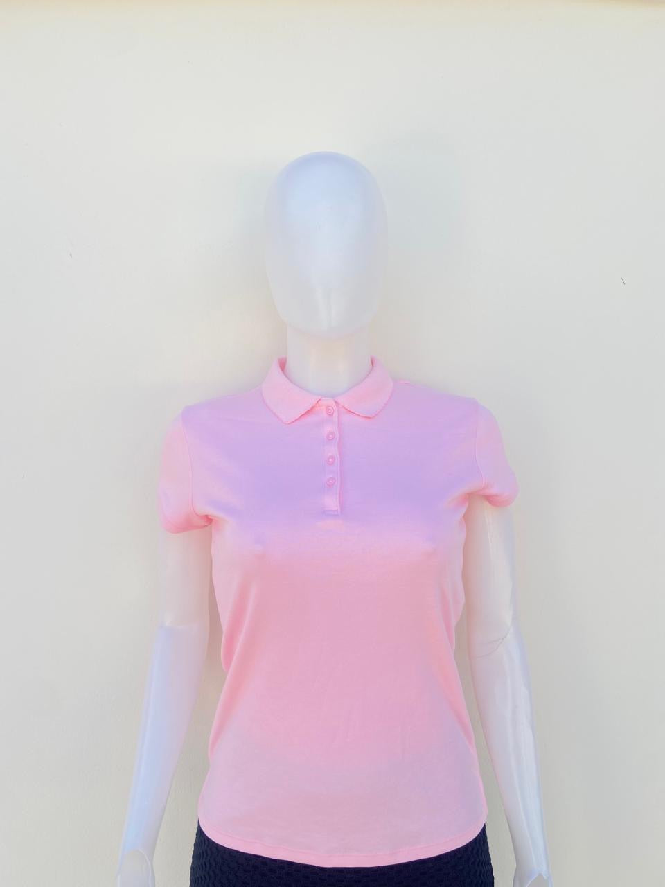 Polocher Nautica Original en color rosado entero y botones al frente en color rosado.