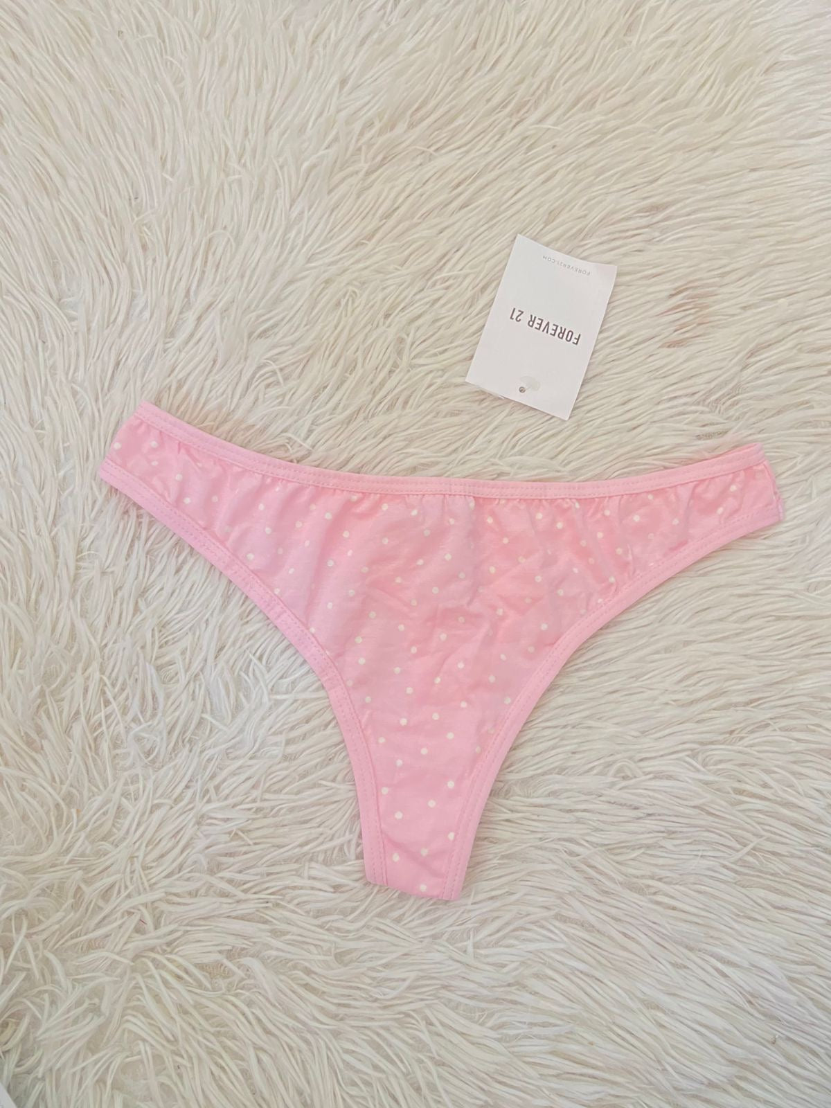Panti Forever 21 original rosado claro con estampado de lunares  blancos, tanga.