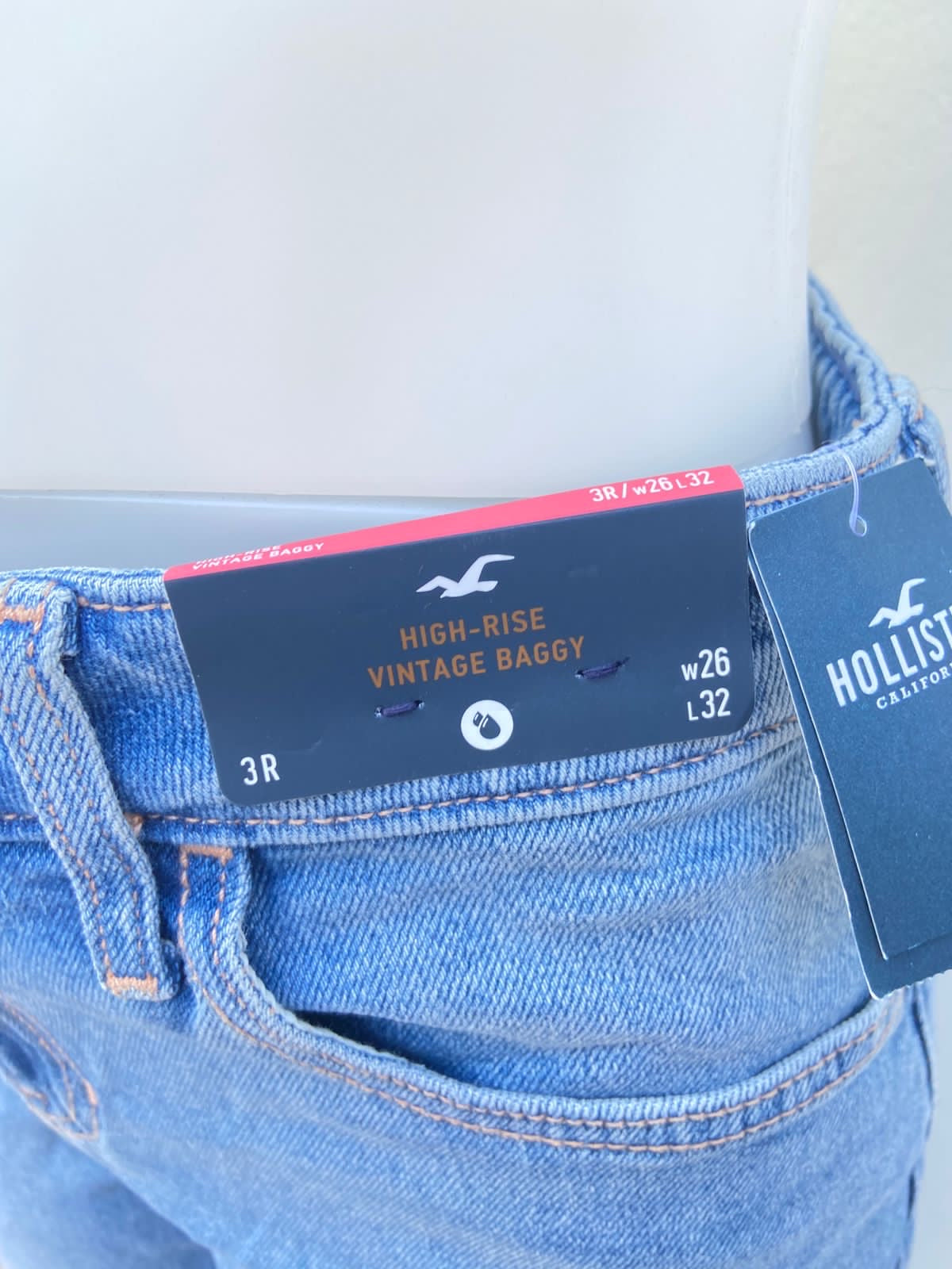 Pantalon jeans Hollister original azul claro con rasgados al frente y –  Qlindo Store