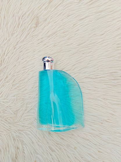 Perfume NAUTICA CLASSIC original, azul turquesa con plateada.