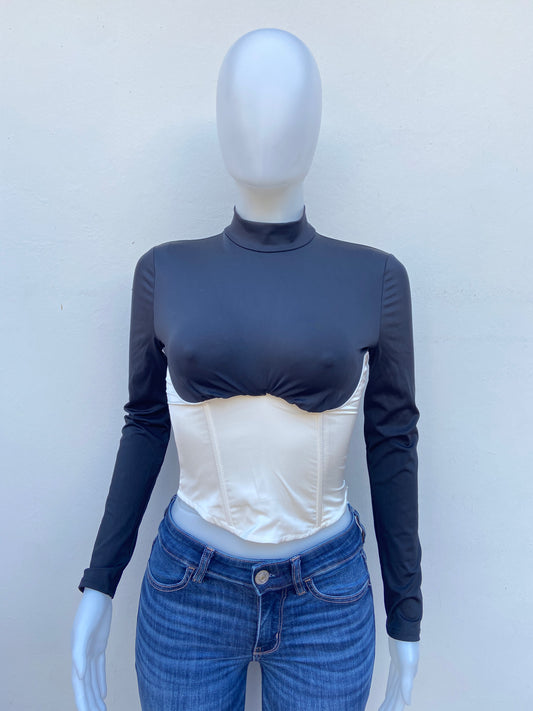 Top Fashion Nova original negro con blanco manga larga