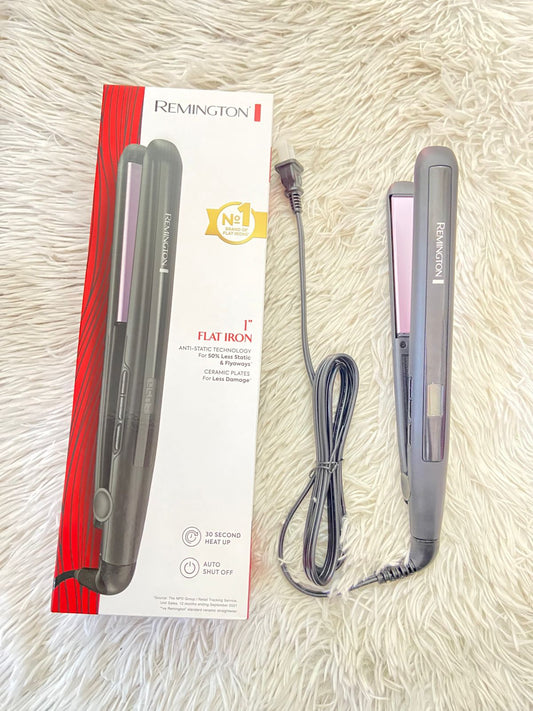 Plancha REMINGTON original Tecnología Anti-Static — 50% menos estática
✨ Placas cerámicas — menor daño y un acabado más brillante
✨ Calienta en solo 30 segundos
✨ Auto apagado para mayor seguridad
✨ Marca #1 en planchas