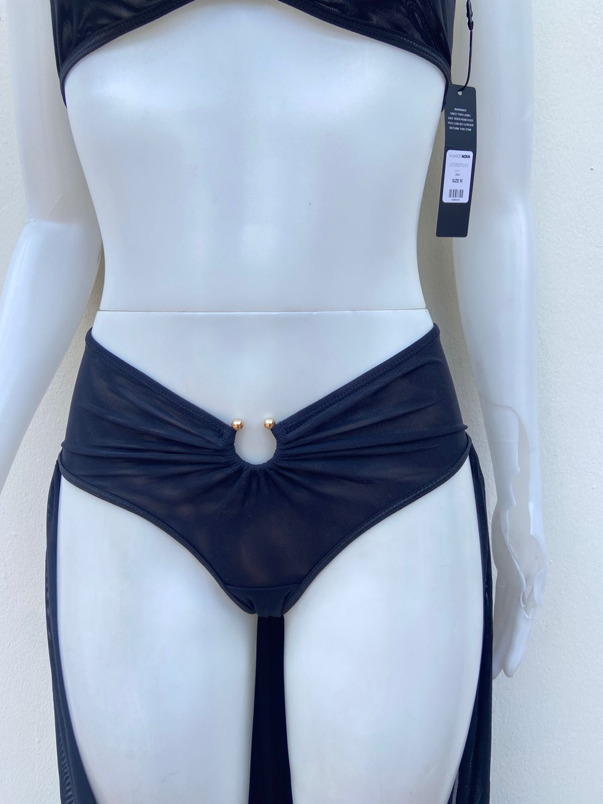 Biquini/ Conjunto de playa-festival, negro transparente con salida de playa integrada, dos piezas.