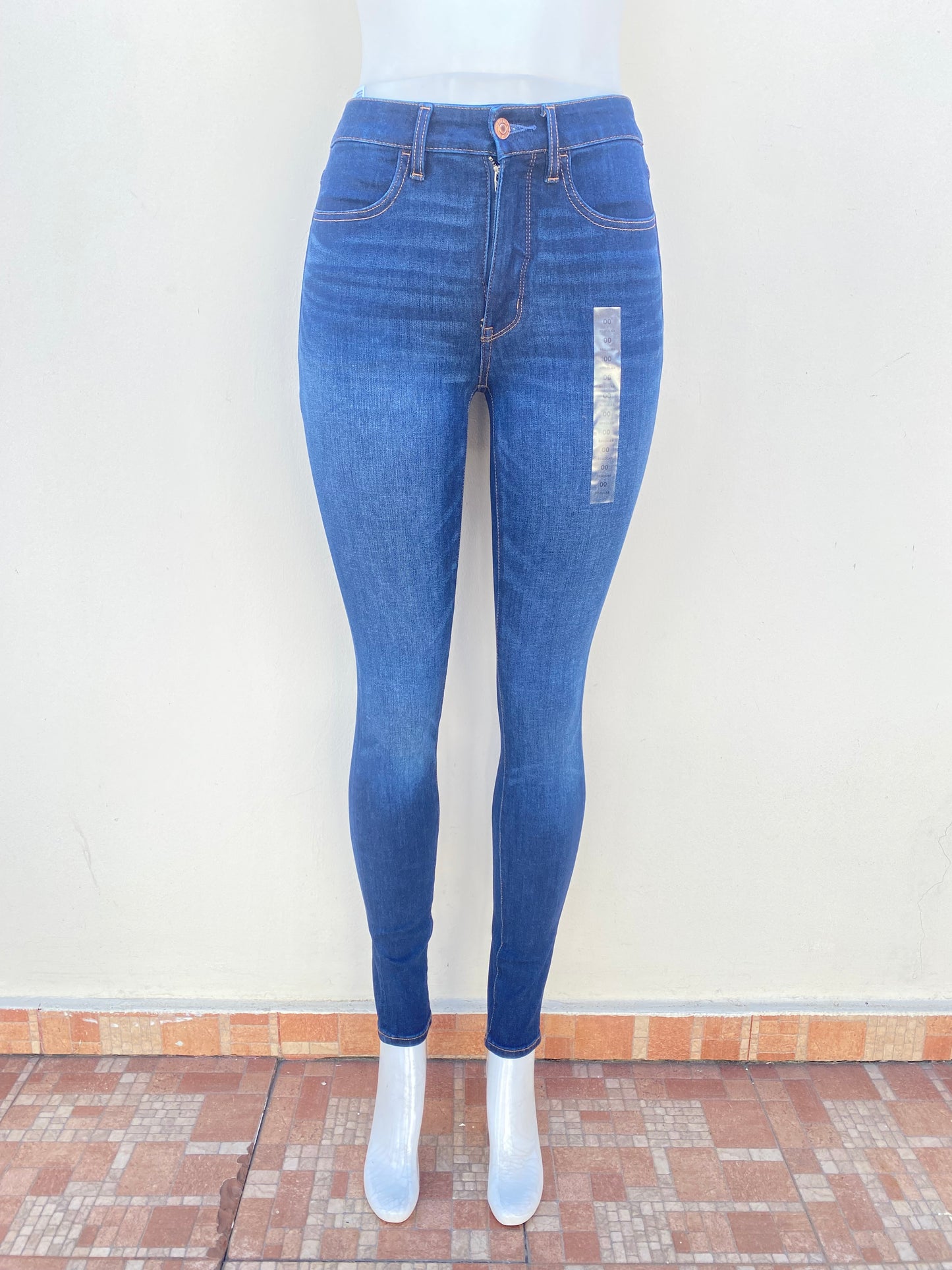 Pantalón jeans American Eagle original, super High-Rise, Regular, standard.