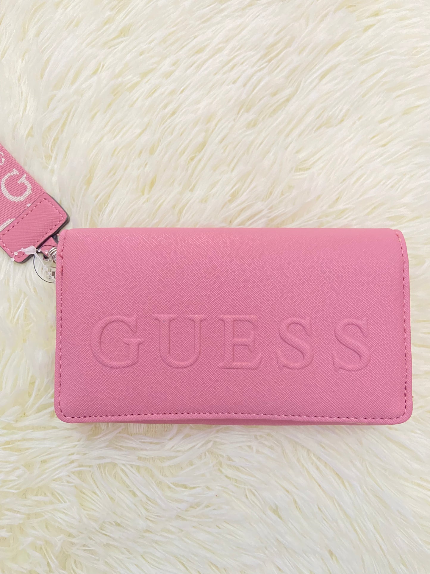 Set GUESS original de monedero/ cartera y tarjetero de color rosado ( Dusty Rose ) con letras de color plateado y rosado.