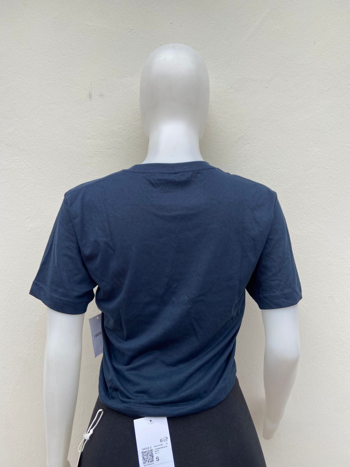 Top Forever 21 original, azul marino con letras PUT ME IN COACH.