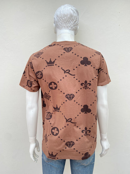 T-shirt ROCAWEAR original, marron con estampado de símbolos,60% algodón.