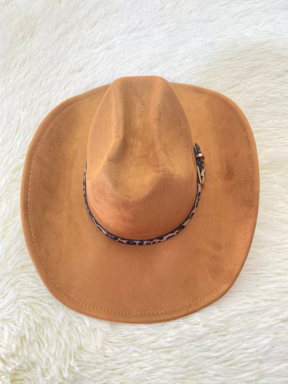 Sombrero, marron/caramelo con correa de estampado de animal print